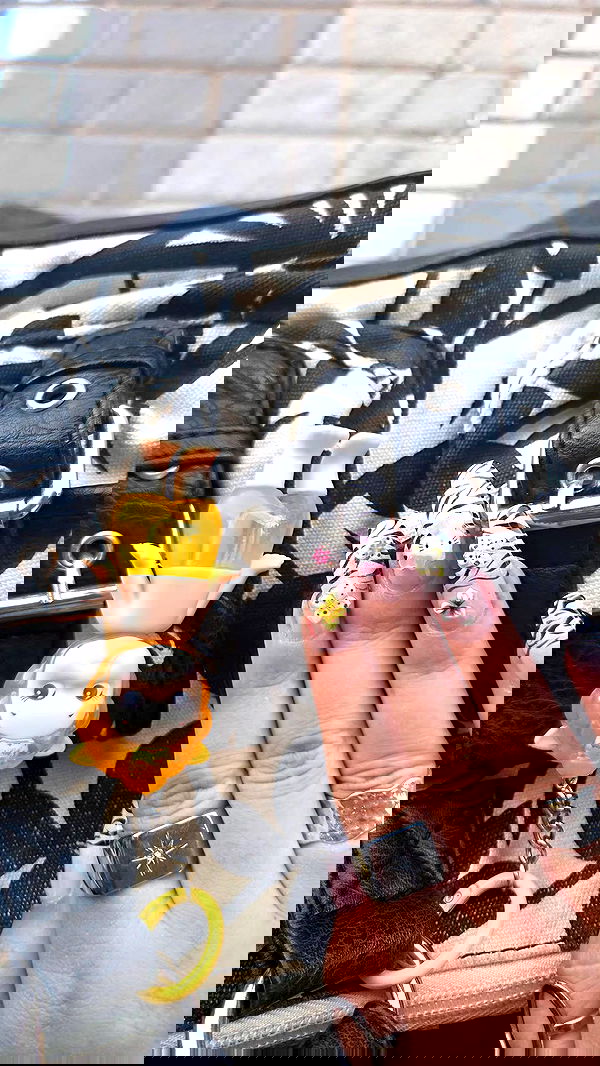 avital_1010.2003 image ~ Altpins