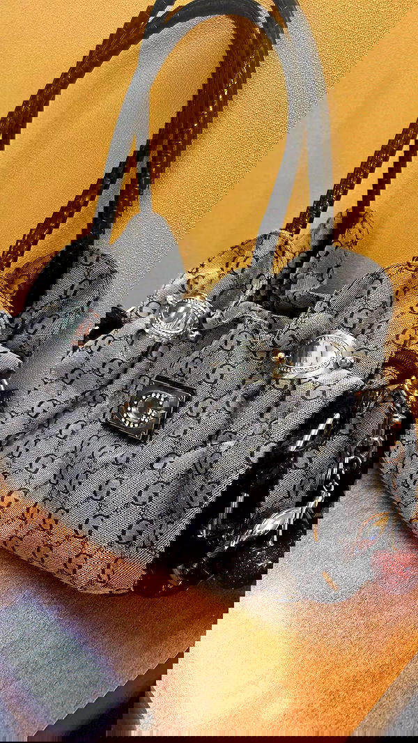 avital_1010.2003 image ~ Altpins