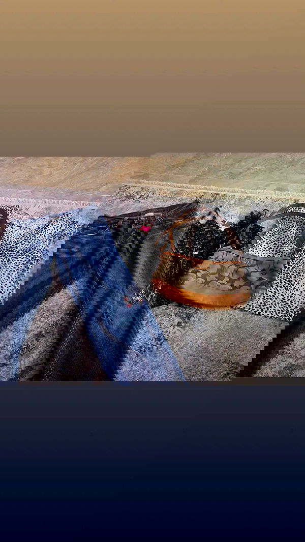 avital_1010.2003 image ~ Altpins