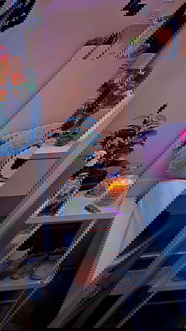 avital_1010.2003 image ~ Altpins