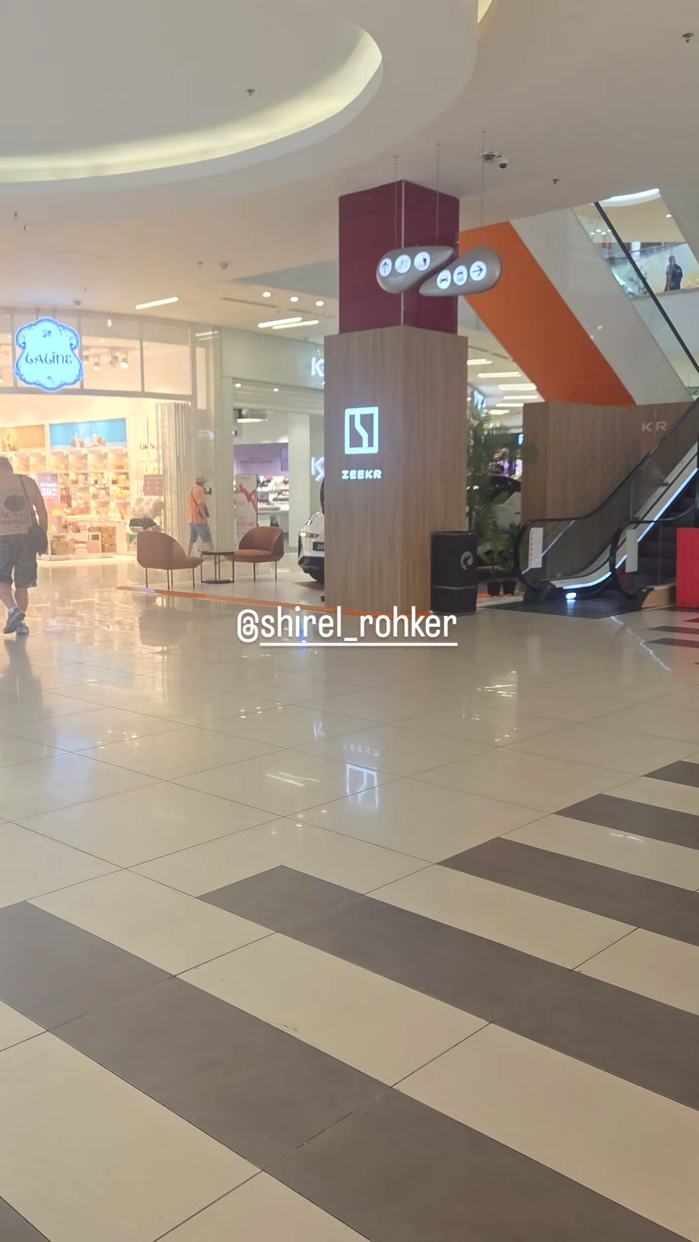 avital_1010.2003 instagram image archive image