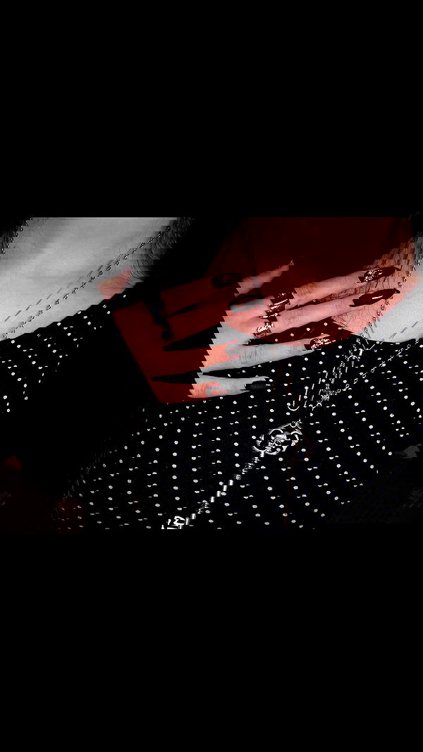 avital_1010.2003 image ~ Altpins