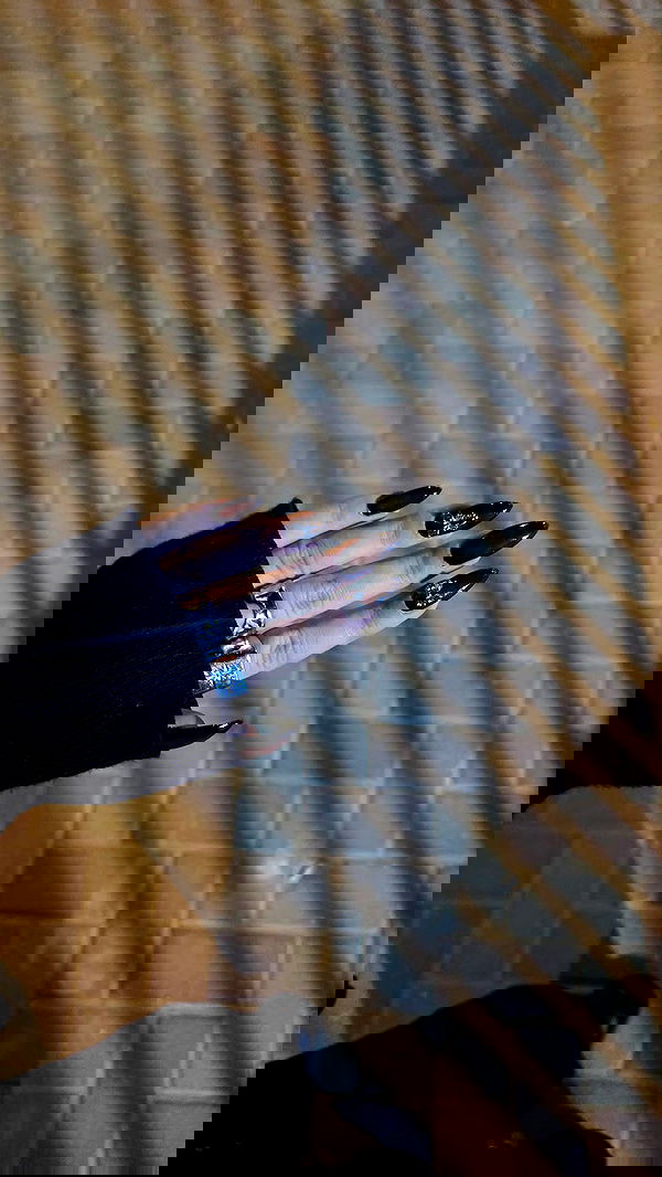 avital_1010.2003 image ~ Altpins