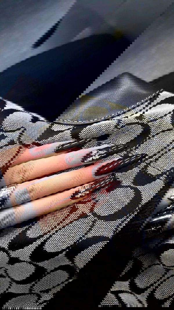 avital_1010.2003 image ~ Altpins