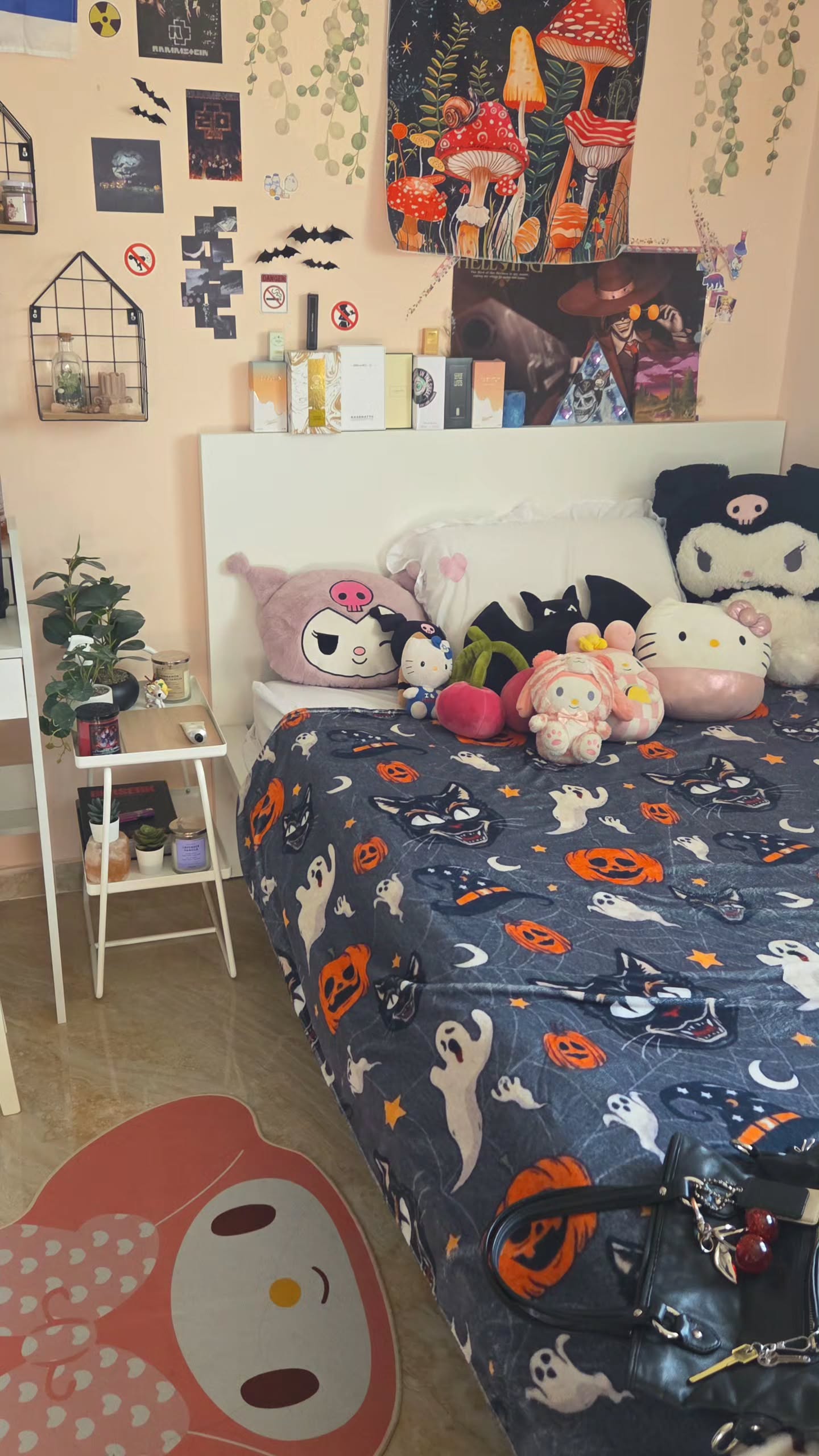 avital_1010.2003 instagram image archive image