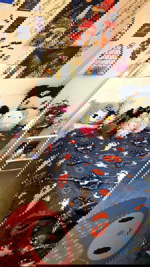 avital_1010.2003 image ~ Altpins