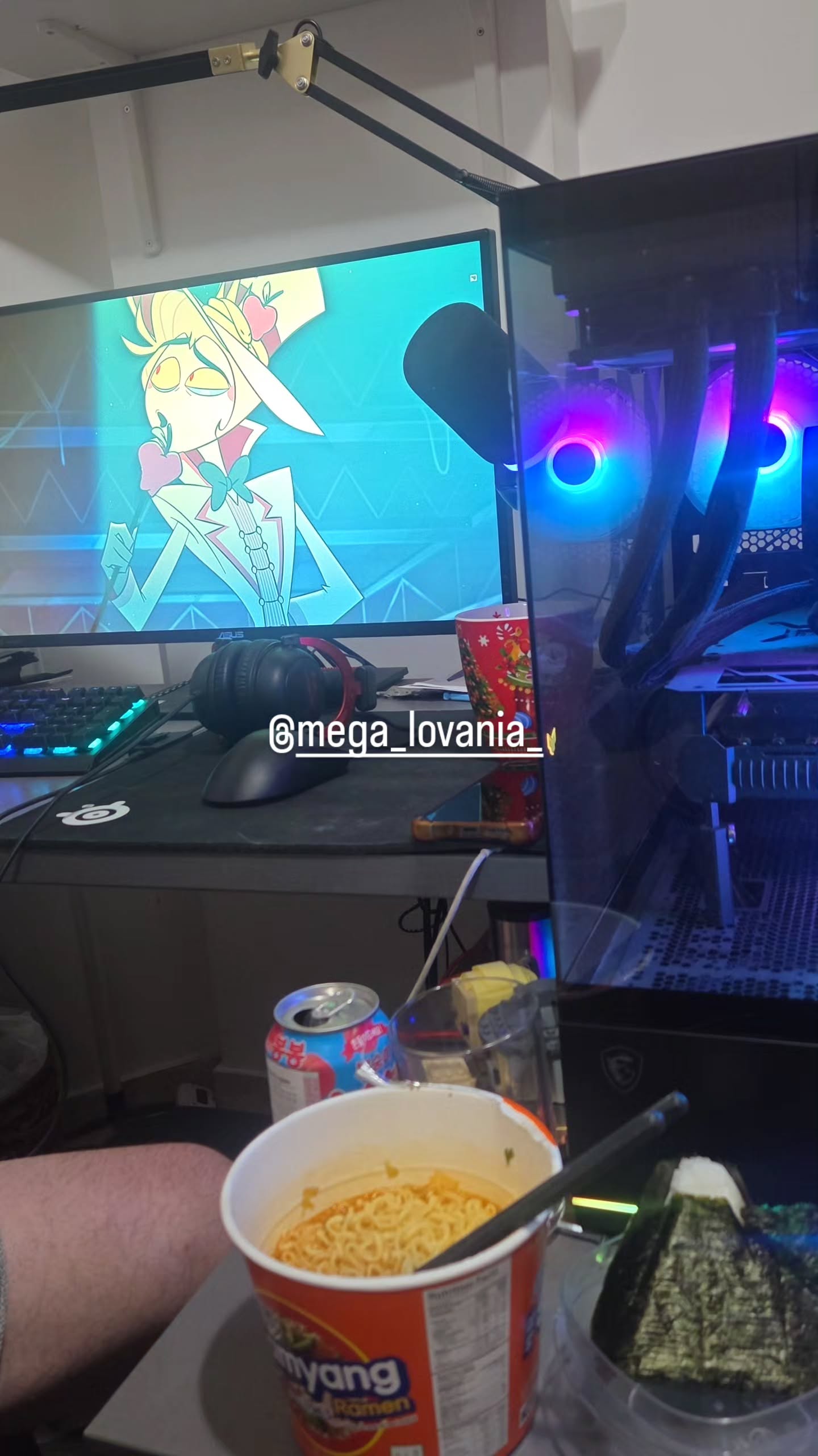 avital_1010.2003 instagram image archive image