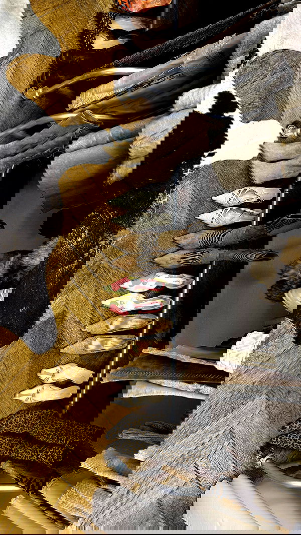 ayguldavlletova image ~ Altpins