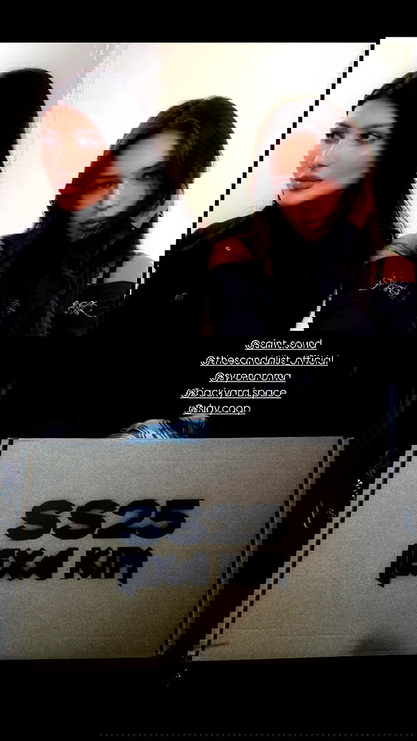 ayguldavlletova image ~ Altpins