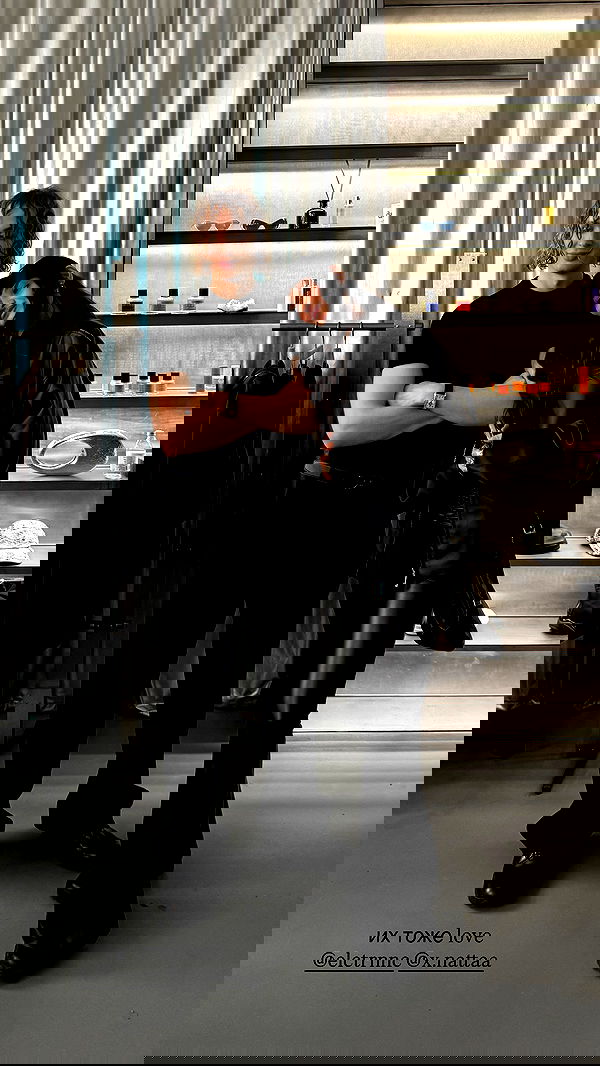 ayguldavlletova image ~ Altpins