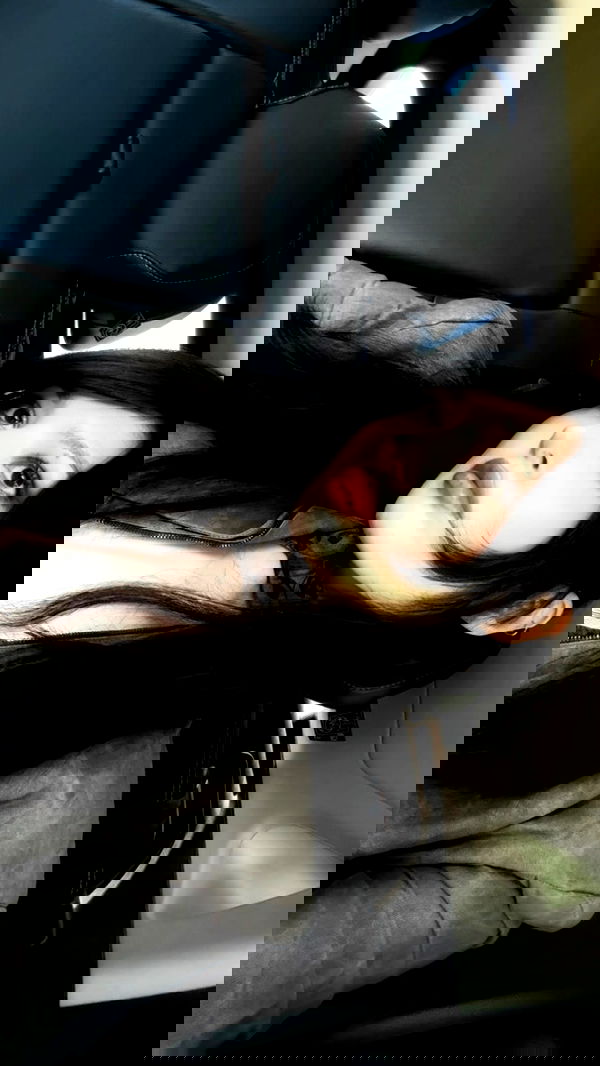 ayguldavlletova image ~ Altpins