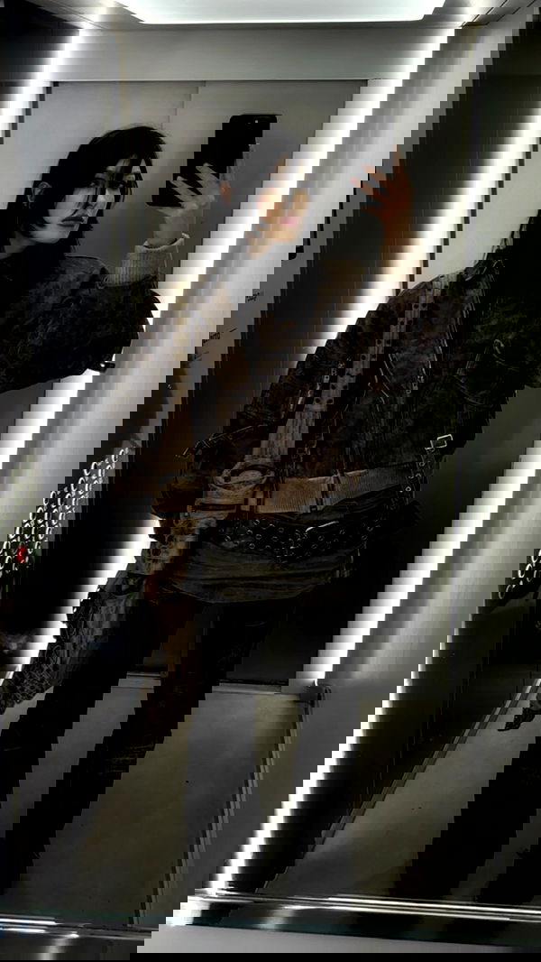 ayguldavlletova image ~ Altpins