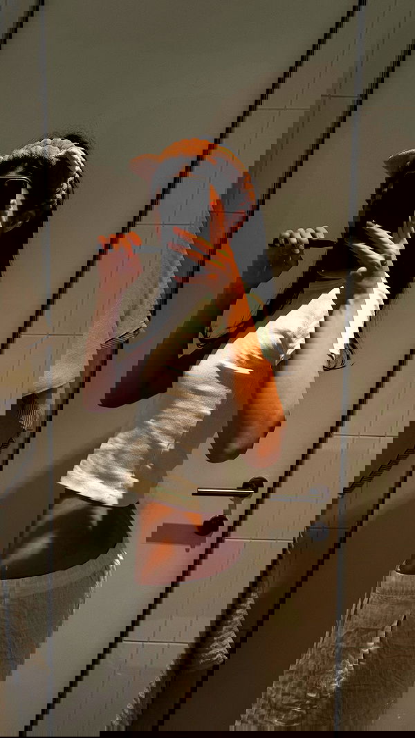 ayguldavlletova image ~ Altpins