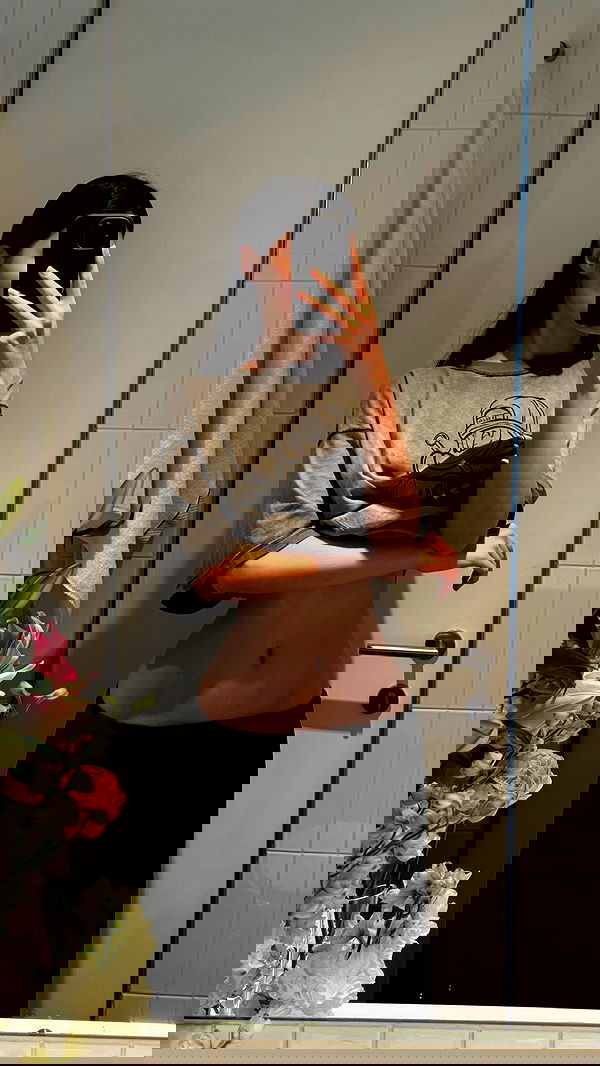 ayguldavlletova image ~ Altpins