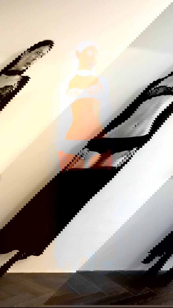 ayguldavlletova image ~ Altpins