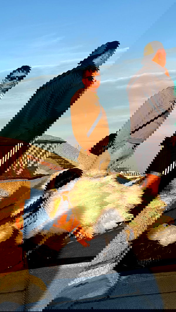 ayguldavlletova image ~ Altpins