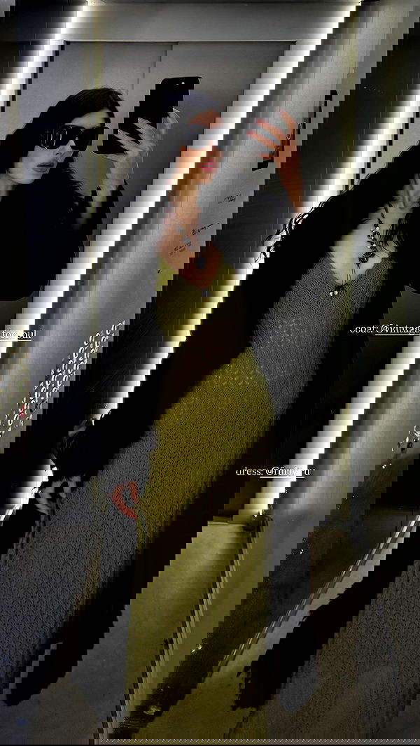 ayguldavlletova image ~ Altpins