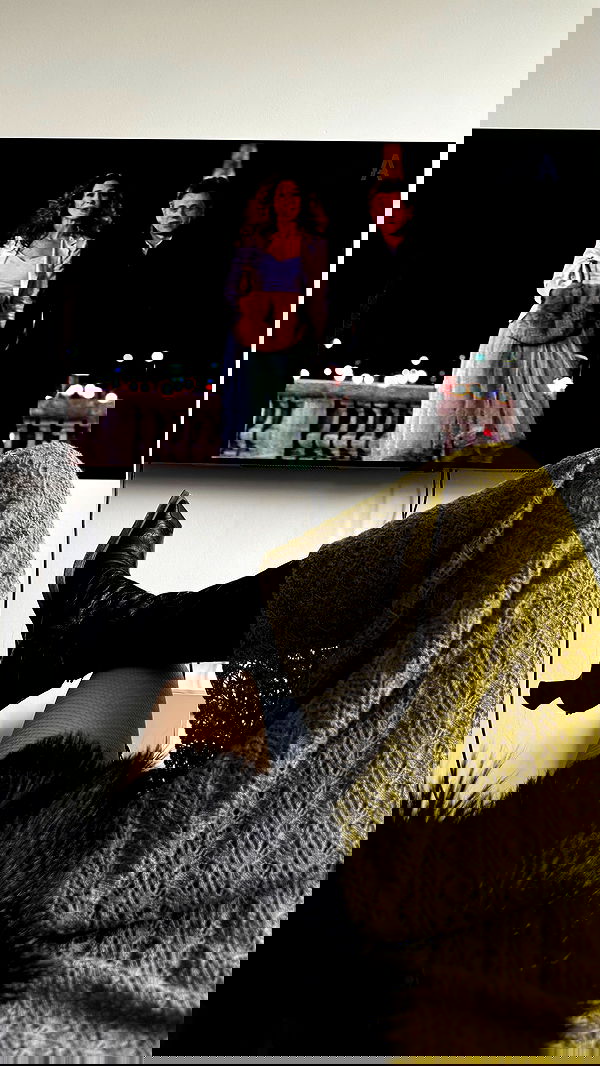 ayguldavlletova image ~ Altpins