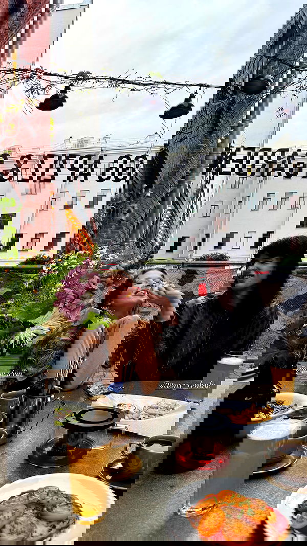 ayguldavlletova image ~ Altpins