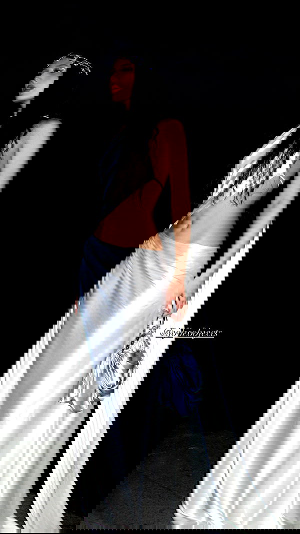 ayguldavlletova image ~ Altpins