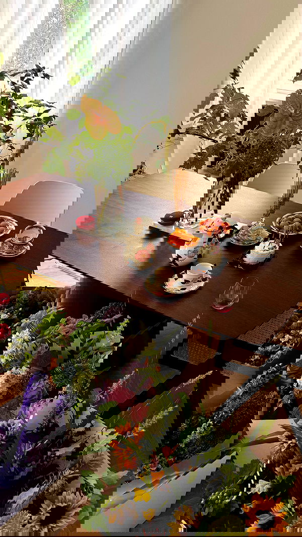 ayguldavlletova image ~ Altpins