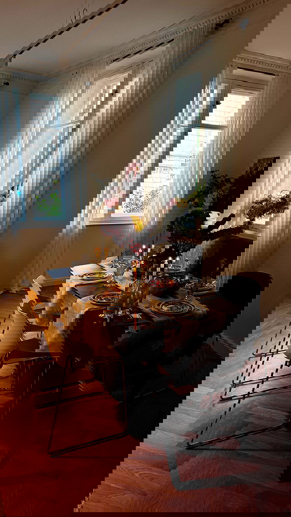 ayguldavlletova image ~ Altpins