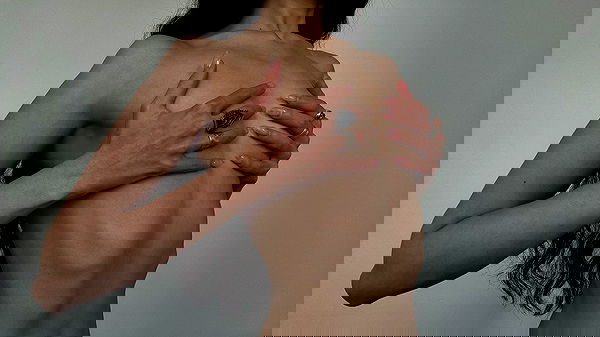 ayguldavlletova image ~ Altpins