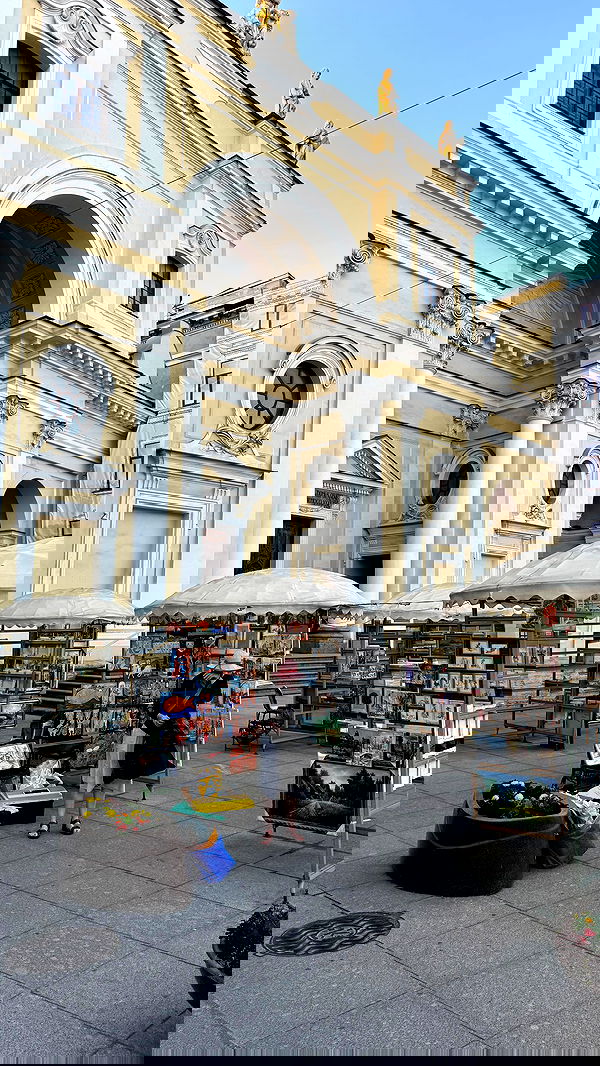 ayguldavlletova image ~ Altpins