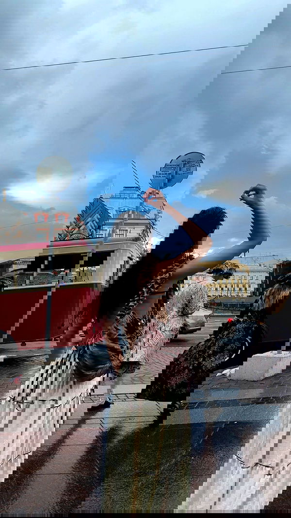 ayguldavlletova image ~ Altpins