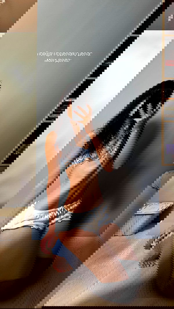 ayguldavlletova image ~ Altpins