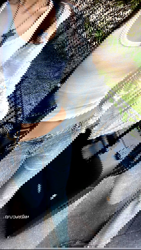 ayguldavlletova image ~ Altpins