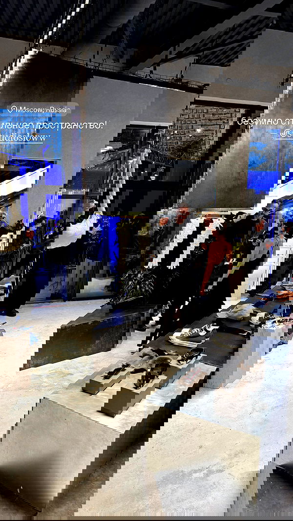 ayguldavlletova image ~ Altpins