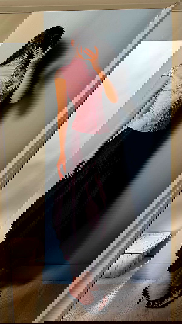 ayguldavlletova image ~ Altpins