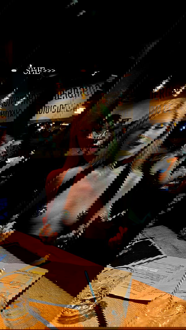 ayguldavlletova image ~ Altpins