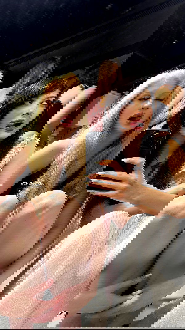 ayguldavlletova image ~ Altpins