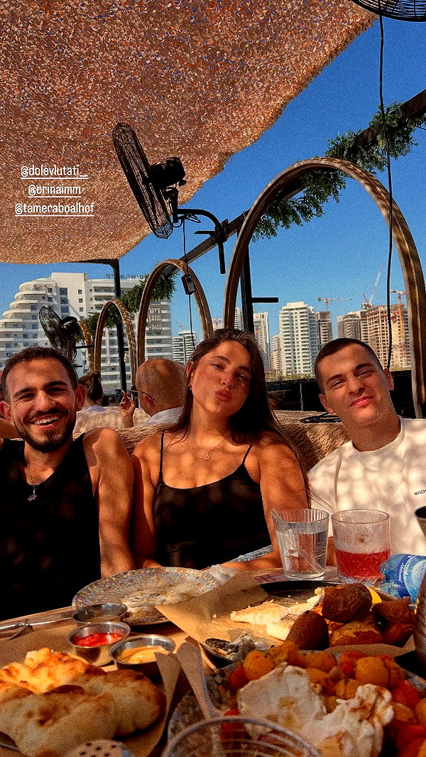 babyjoelle_ instagram image archive image