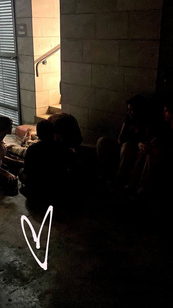beth.sharonu instagram image archive image