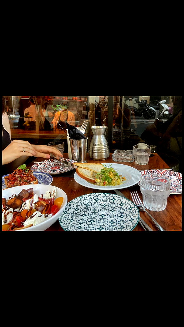 beth.sharonu instagram image archive image