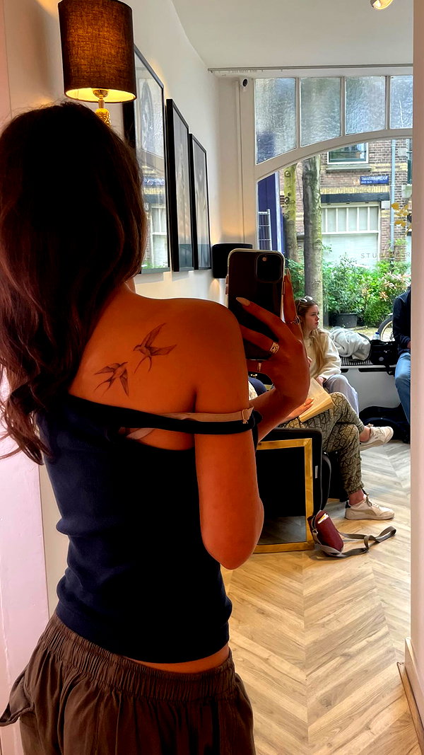 beth.sharonu instagram image archive image