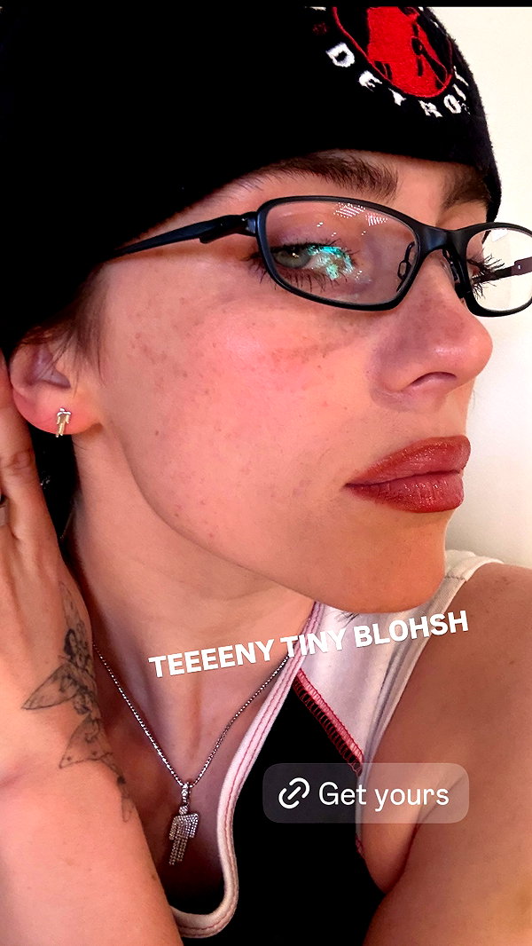 billieeilish instagram image archive image