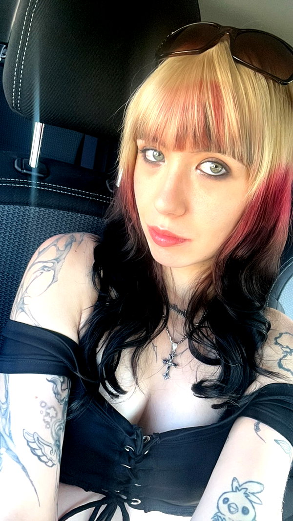 boxdyeblonde instagram image archive image