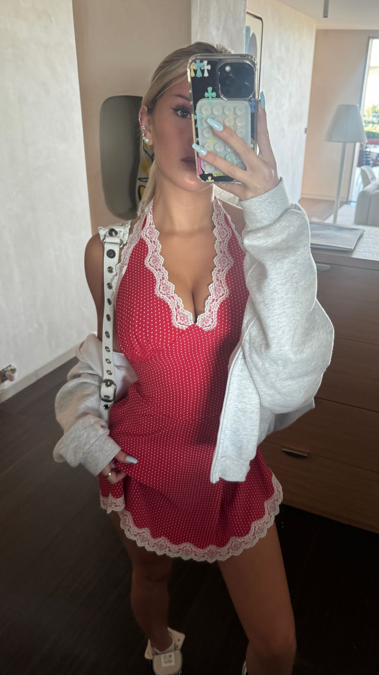 breckiehill instagram image archive image