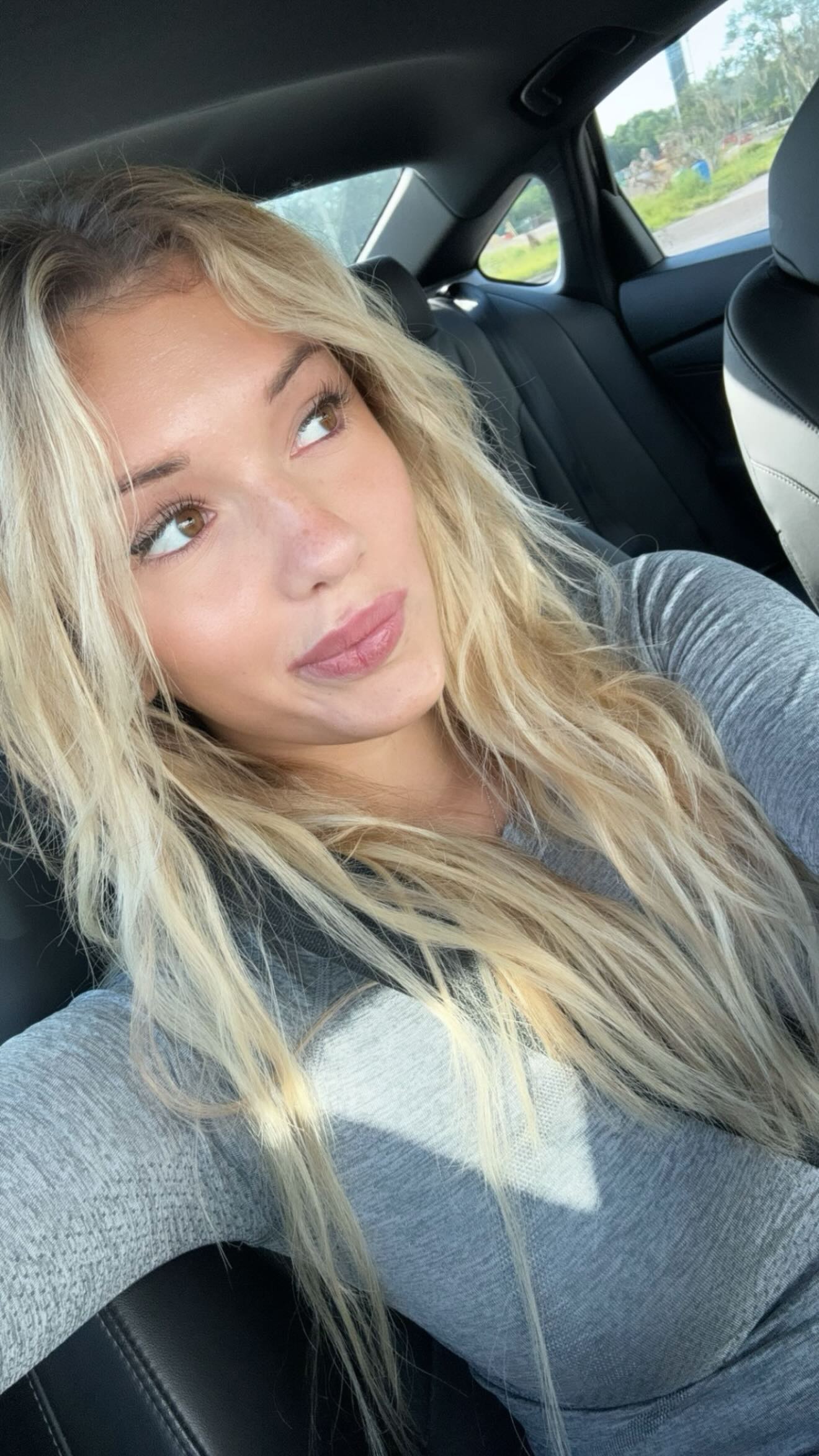 breckiehill instagram image archive image