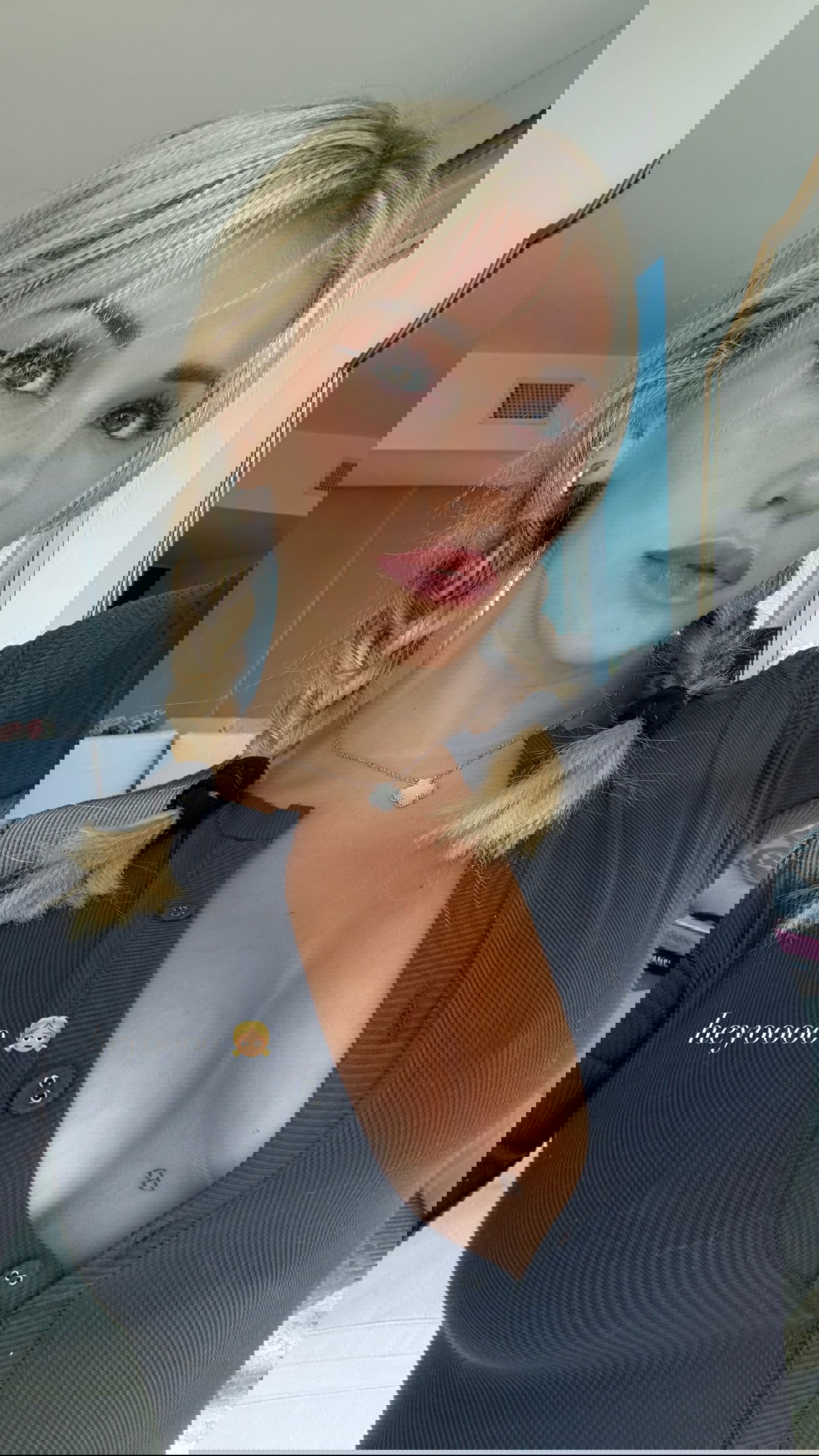 breckiehill instagram image archive image