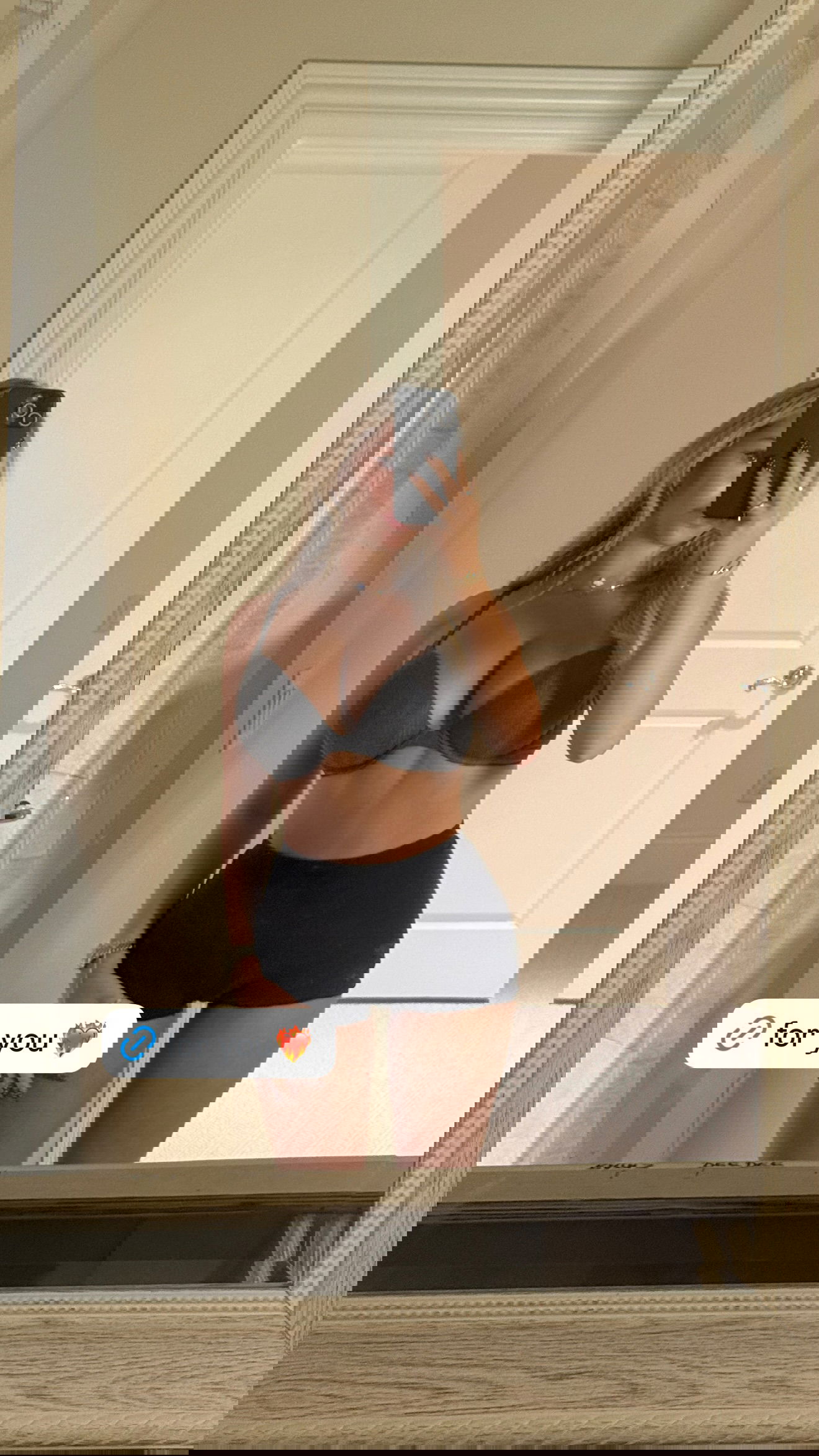 breckiehill instagram image archive image