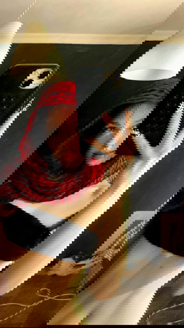 burcumsai burcumsai archive image