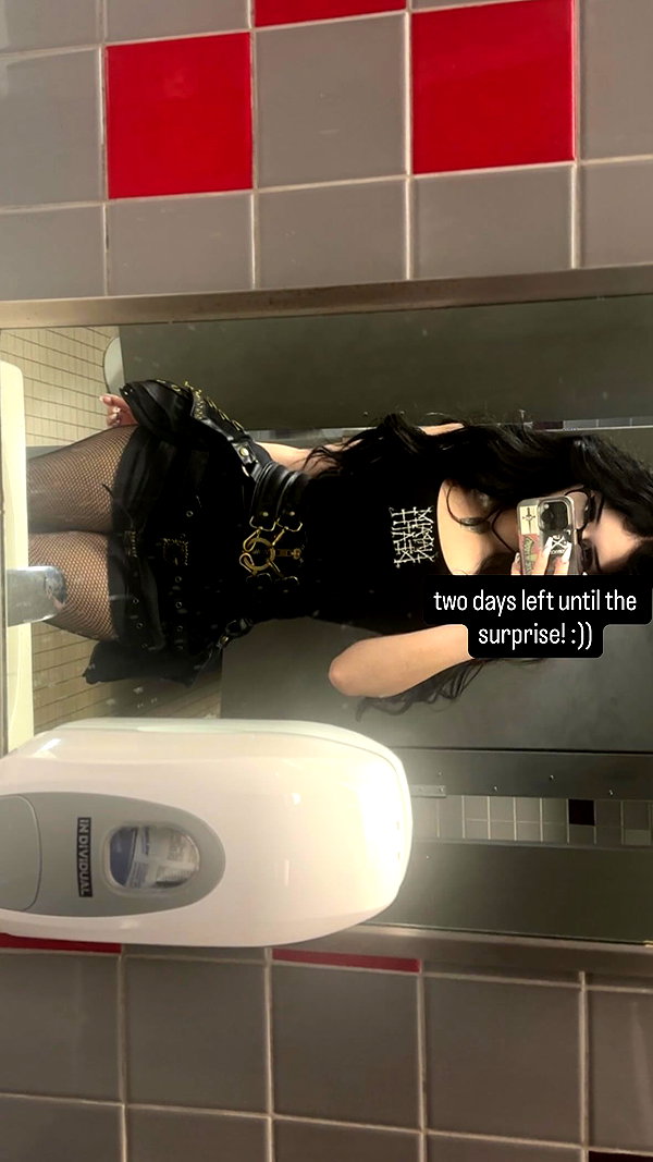 butter.on.a.poptart69 instagram image archive image