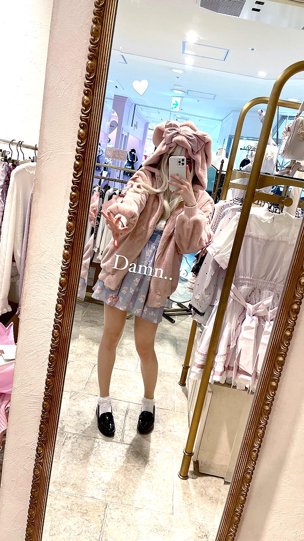 candy_balll instagram image archive image
