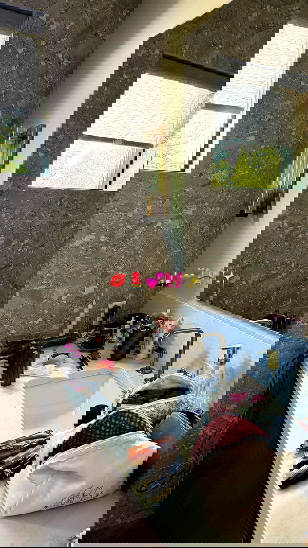 carolinezalog carolinezalog archive image