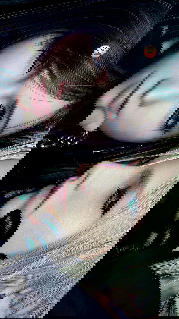 cata.leyah image ~ Altpins